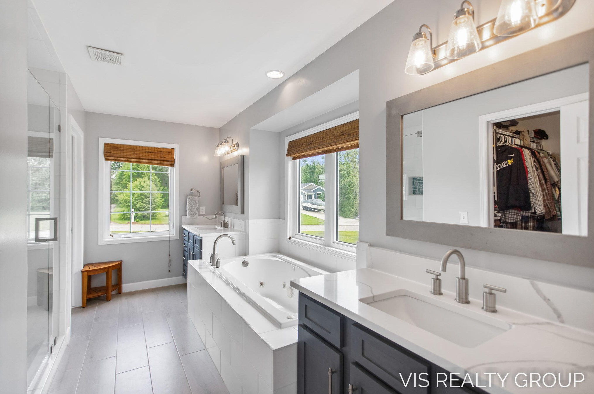 10249 Jane Dr, Allendale MI 49401-8082 exterior