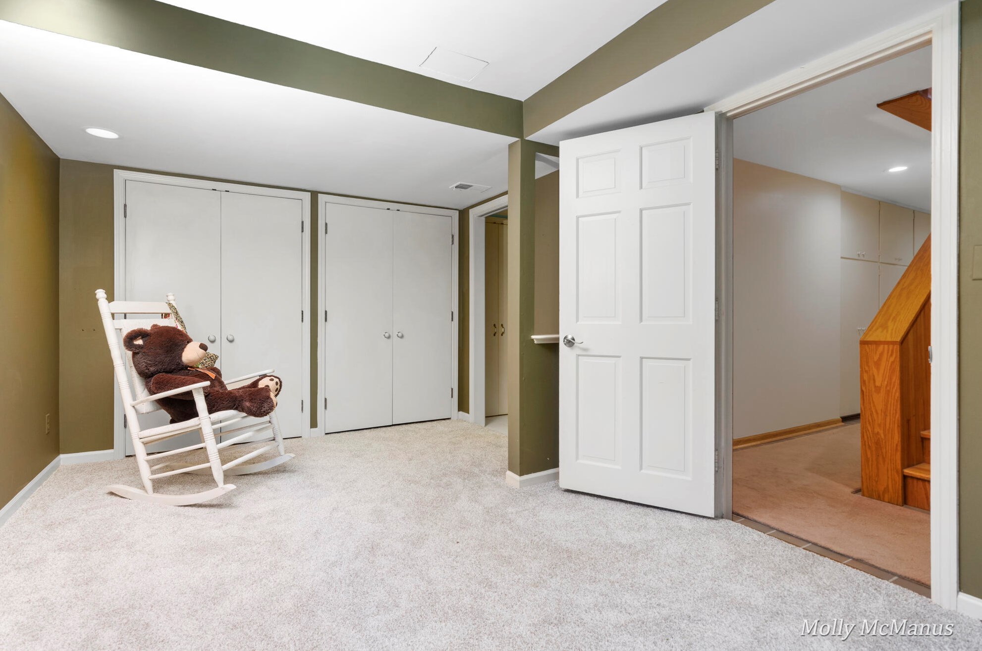 7563 Leonard St, Ada MI 49301-9527 exterior