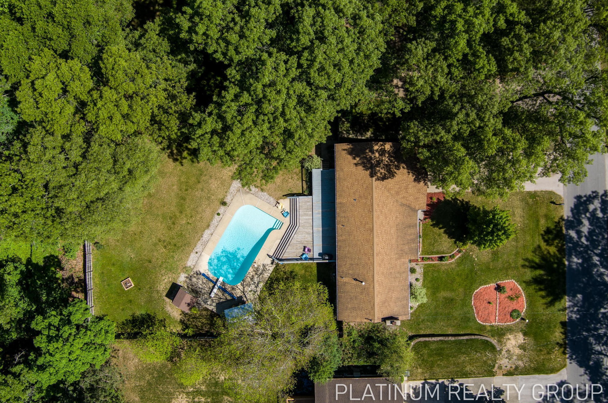 17575 Reitsma Ln, Spring Lake MI 49456-9516 exterior