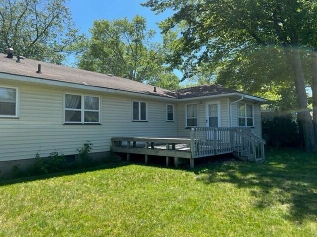 960 Sherwood Rd, Meskegon, MI 49441