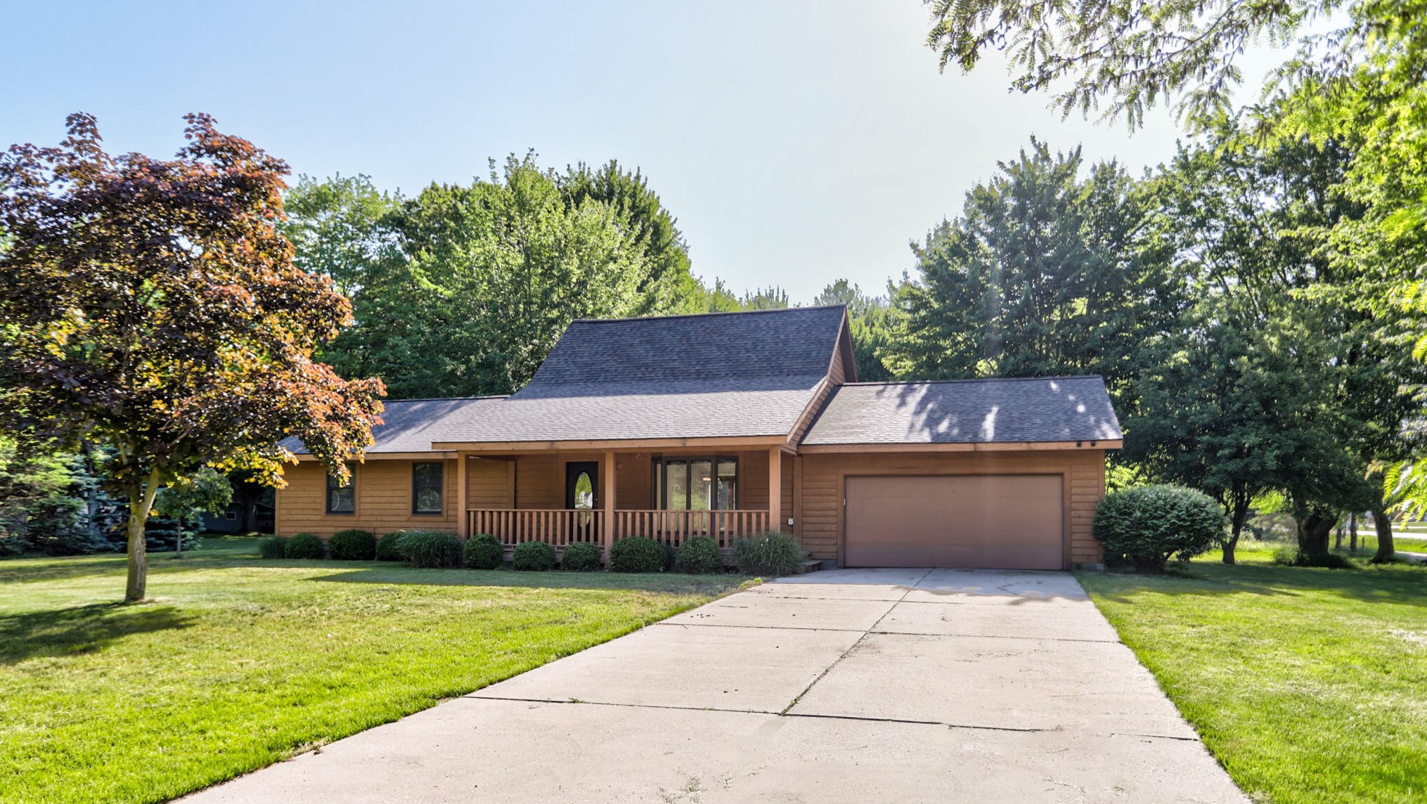 16022 148th Ave Ave, Spring Lake, MI 49456