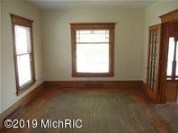 1220 Westnedge Ave, Kalamazoo MI  49008-1352 exterior