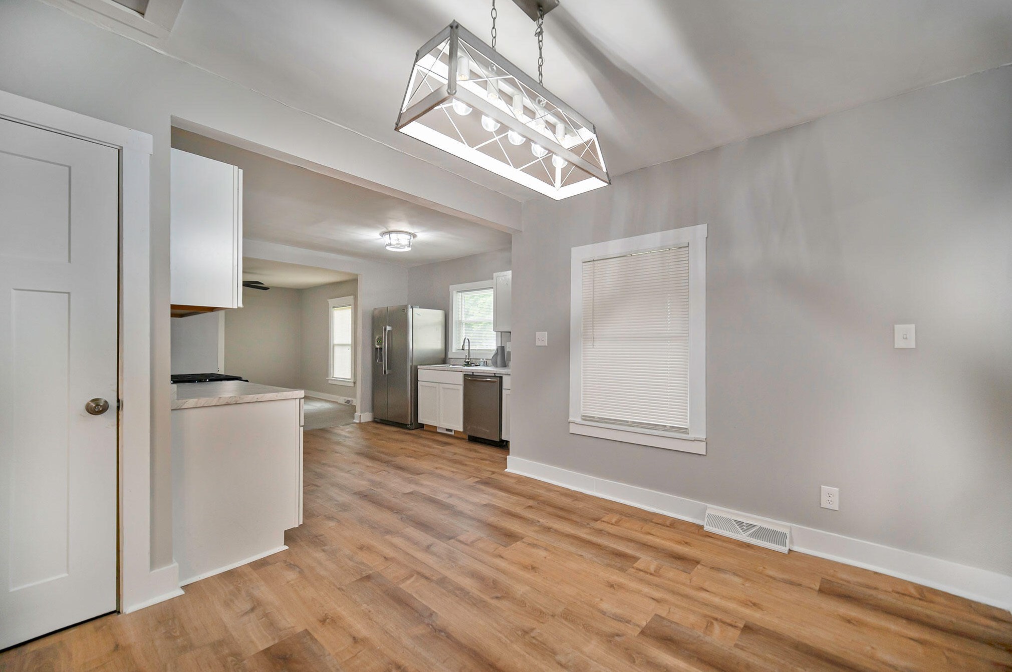 1017 Backus St, Jackson MI  49202-2105 exterior