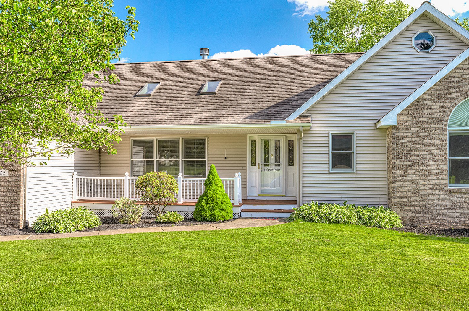 125 Remington Dr, Spring Arbor, MI 49283