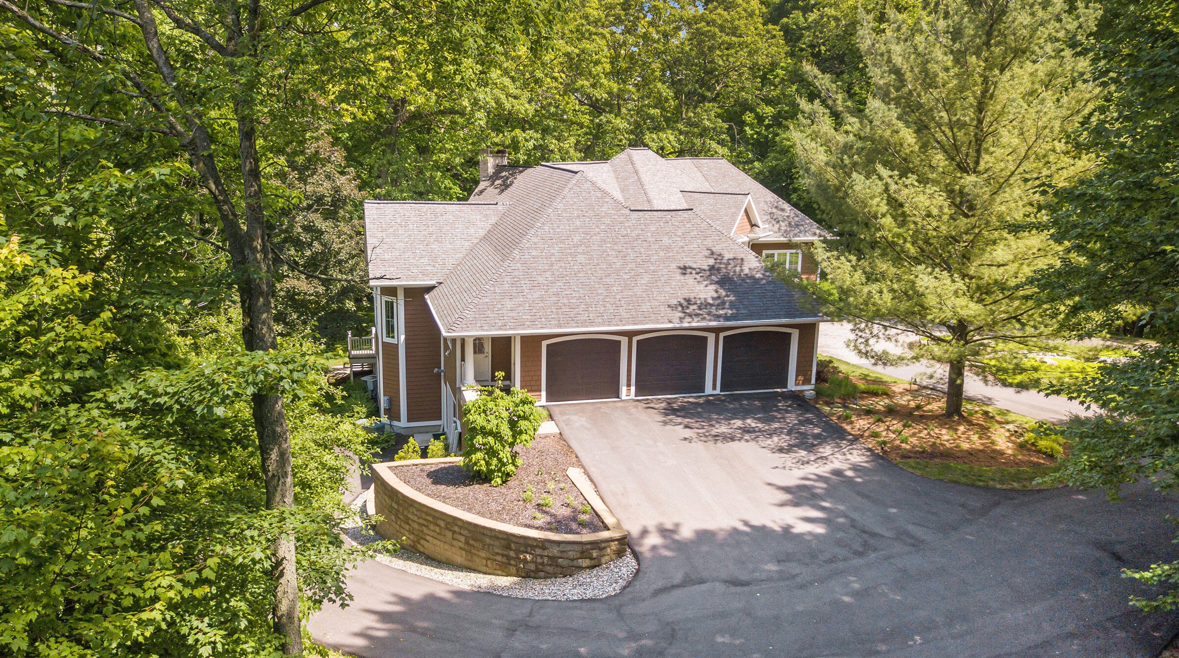 622 Steketee Rd, Ada MI 49301-8765 exterior