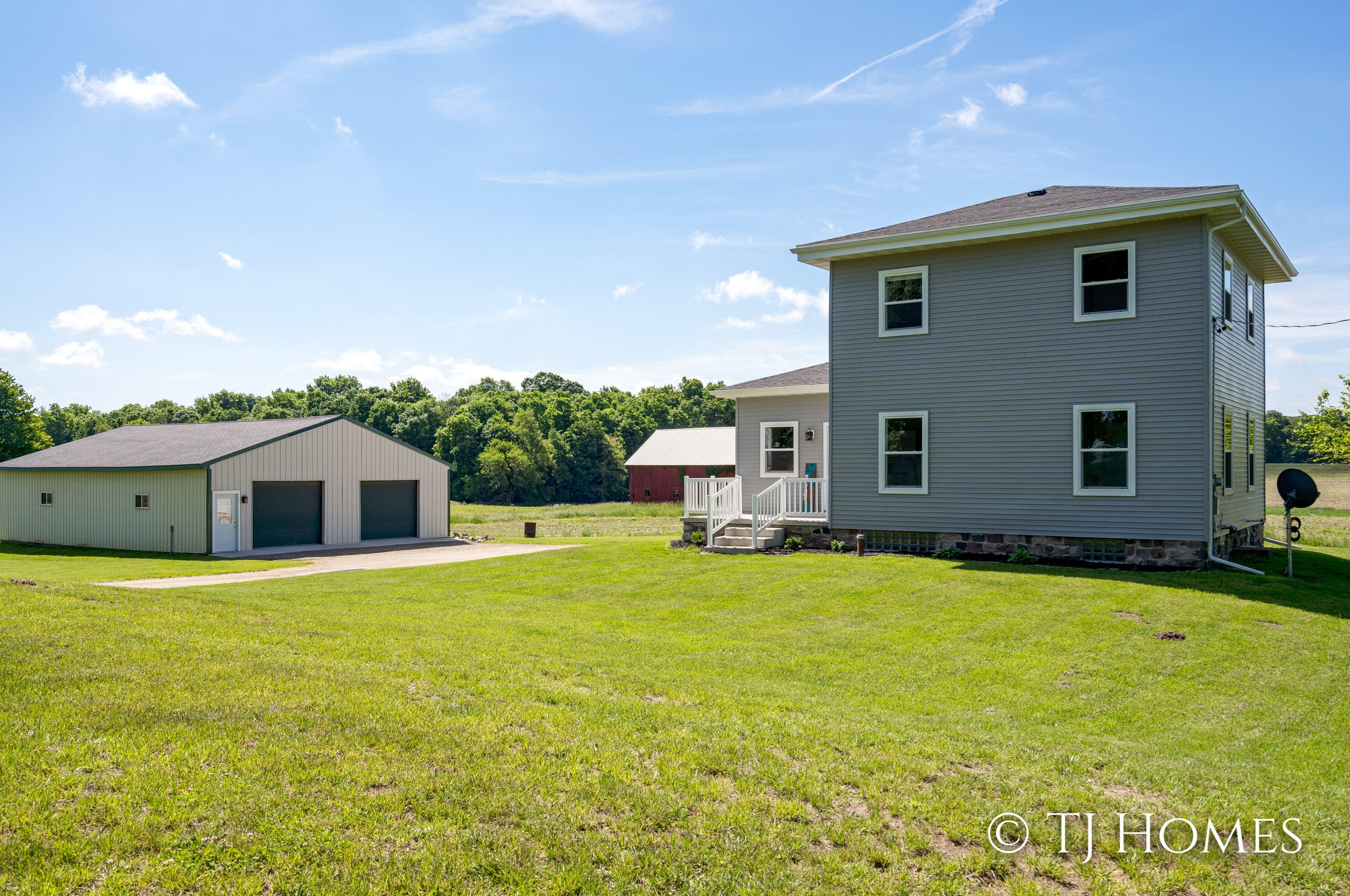 14130 Strotheide Rd Ne, Belding, MI 48809