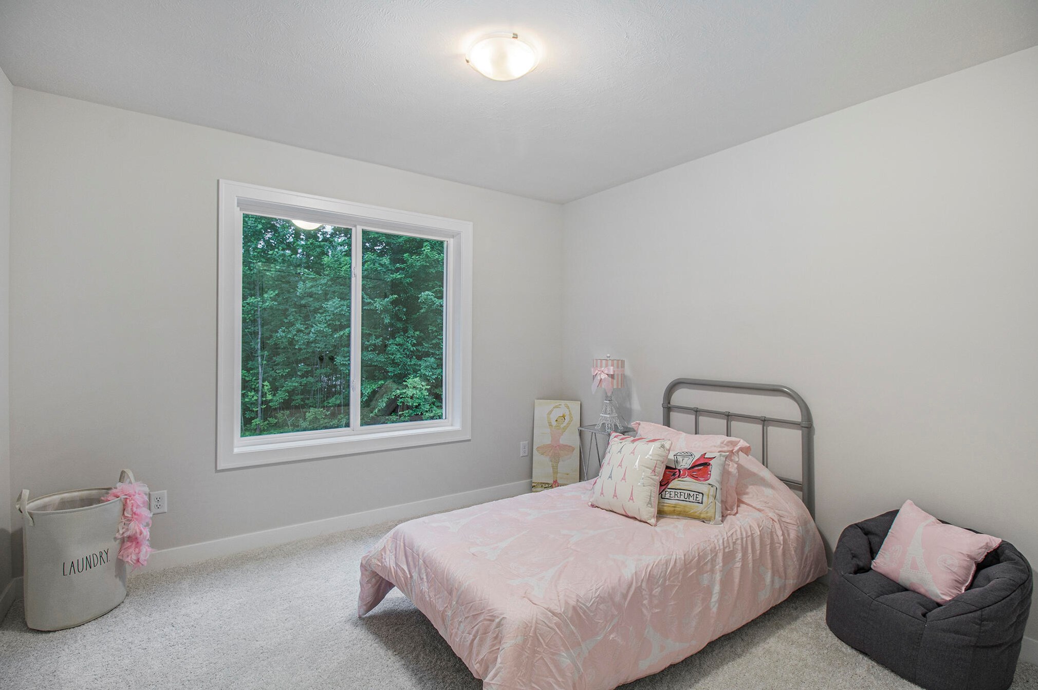 331 Nuthatch Ct, Caledonia MI  49316-9285 exterior