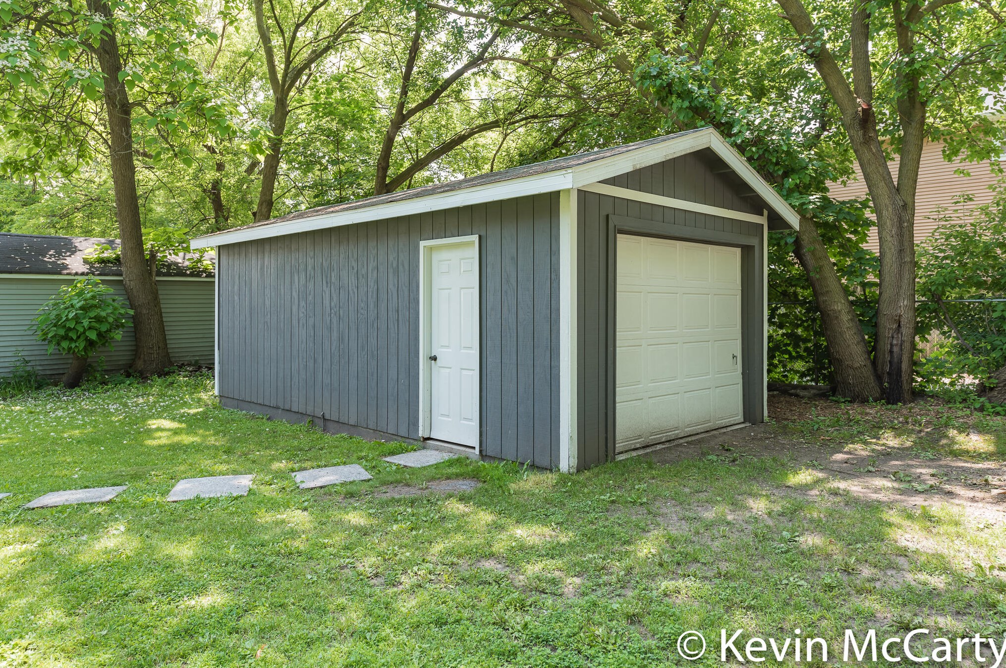 855 Mcreynolds Ave, Grand Rapids MI  49504-4438 exterior