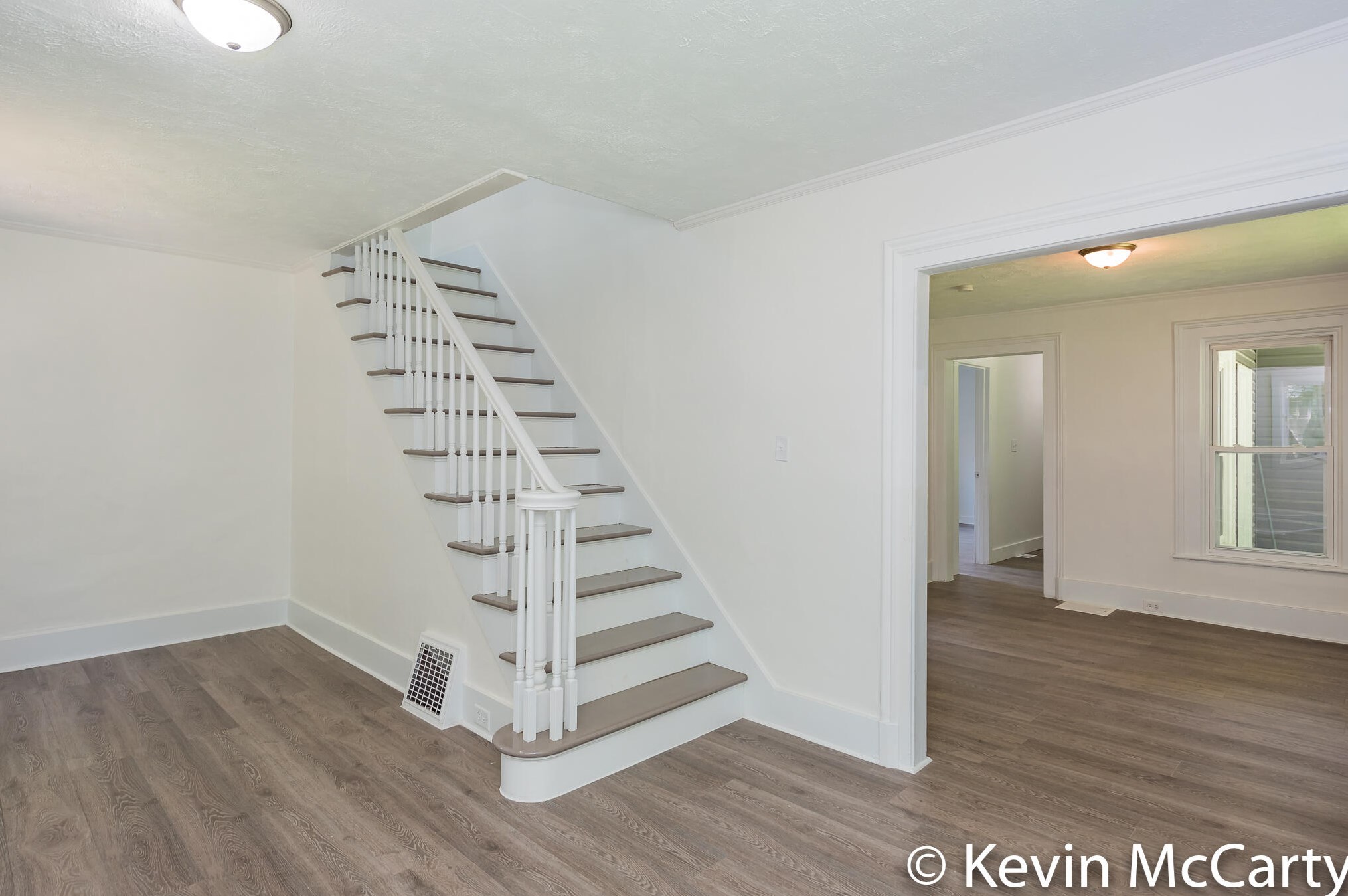 855 Mcreynolds Ave, Grand Rapids MI  49504-4438 exterior