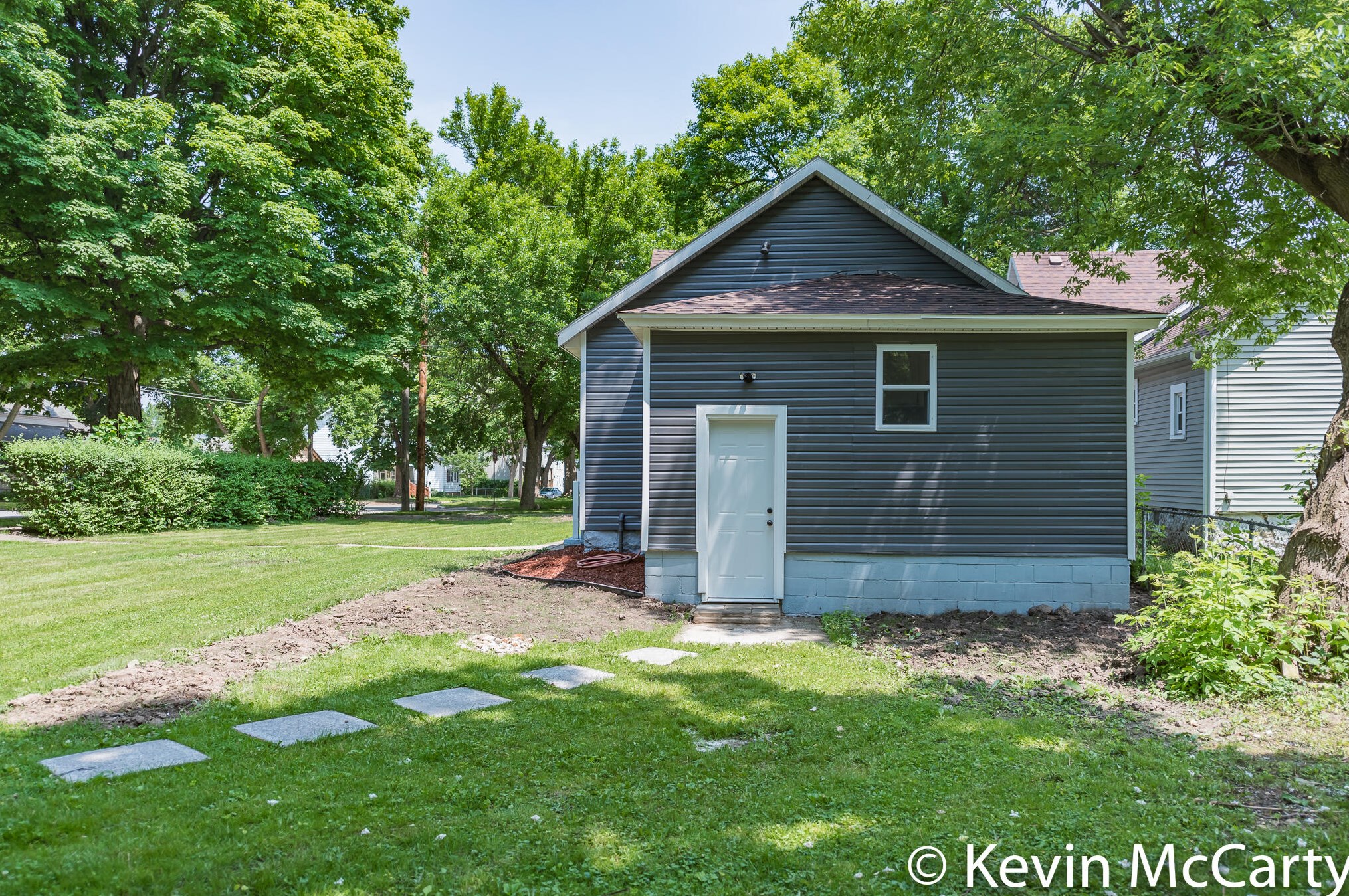 855 Mcreynolds Ave, Grand Rapids MI  49504-4438 exterior