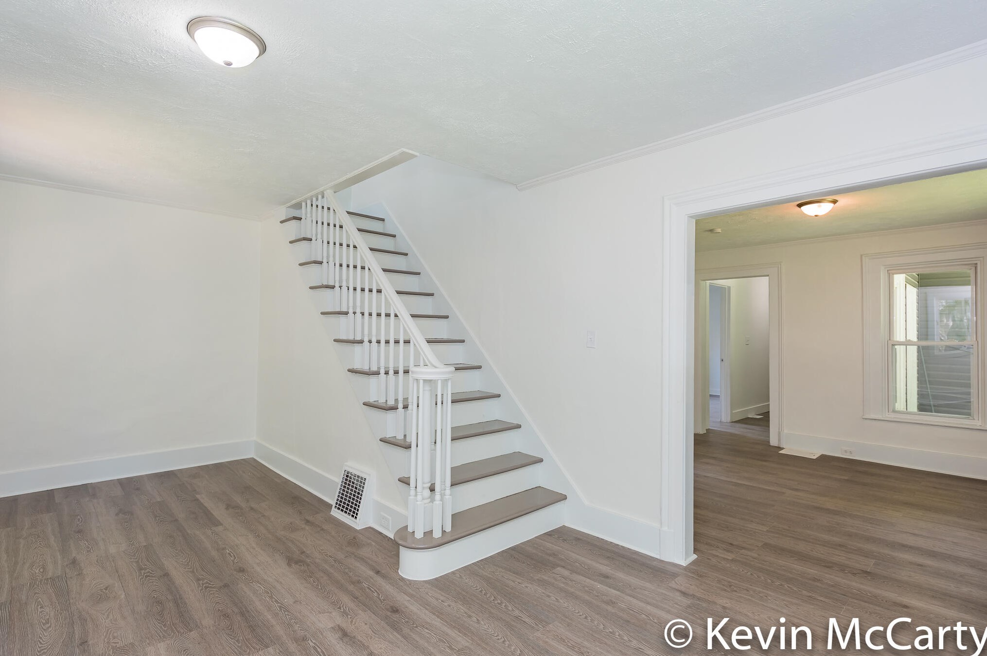 855 Mcreynolds Ave, Grand Rapids MI  49504-4438 exterior