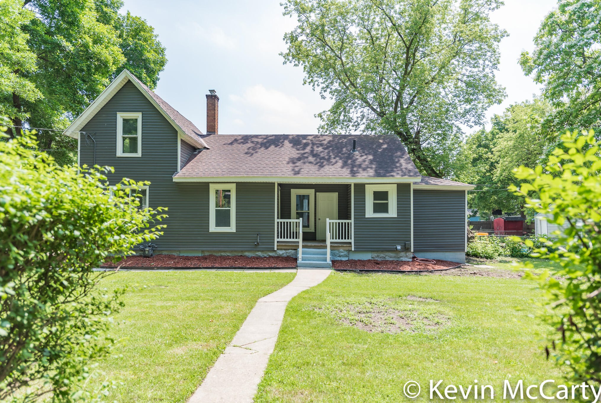 855 Mcreynolds Ave, Grand Rapids MI  49504-4438 exterior