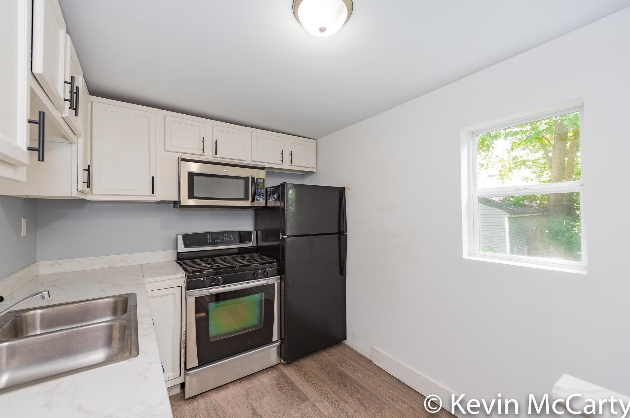 855 Mcreynolds Ave, Grand Rapids MI  49504-4438 exterior