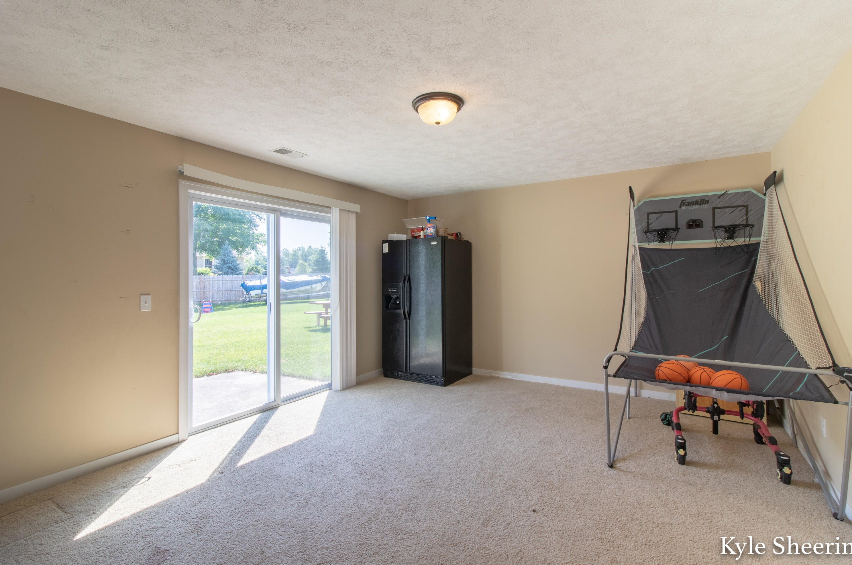 1079 Serenity Ridge Dr, Wayland MI  49348-9183 exterior