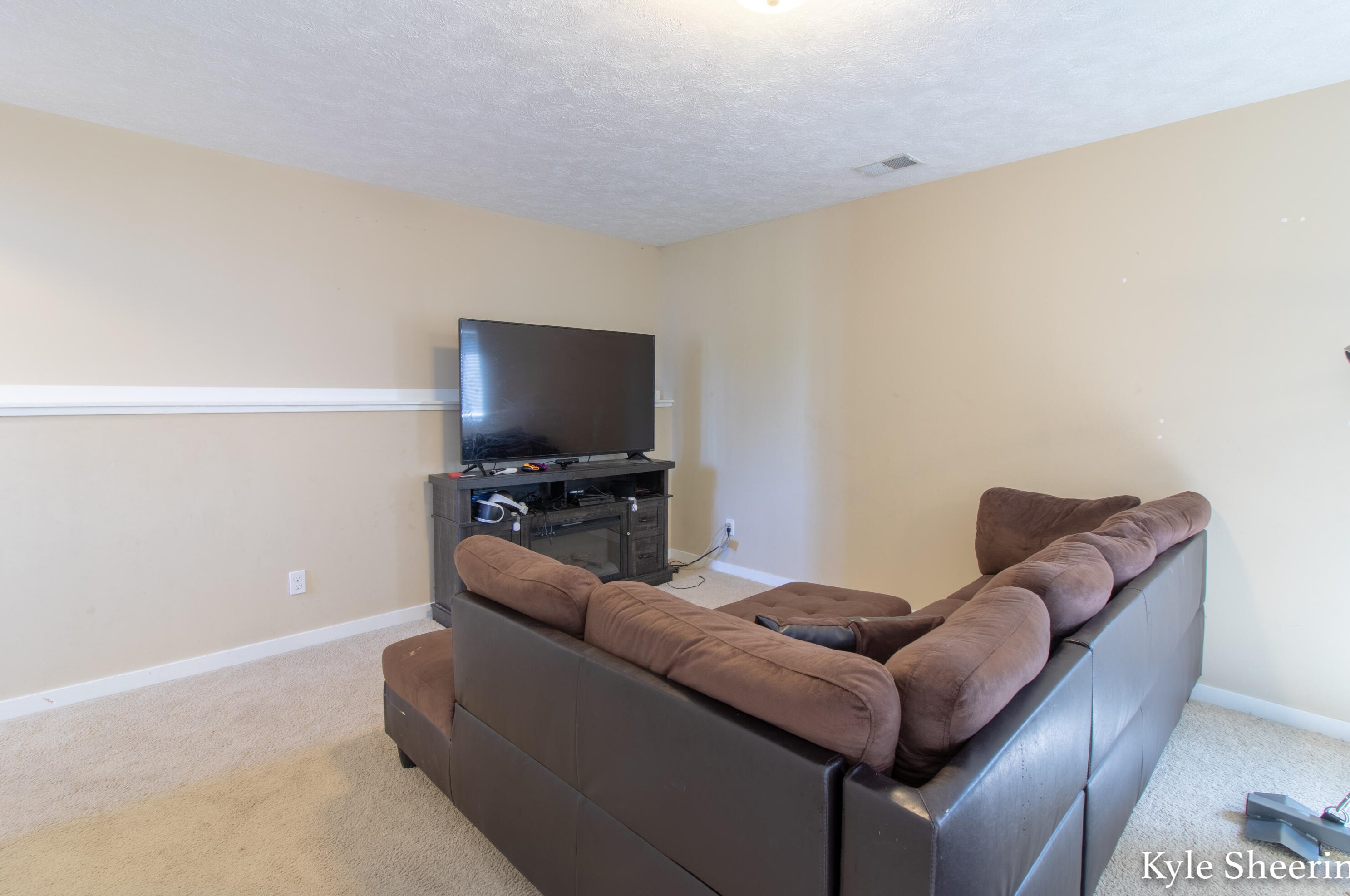 1079 Serenity Ridge Dr, Wayland MI  49348-9183 exterior