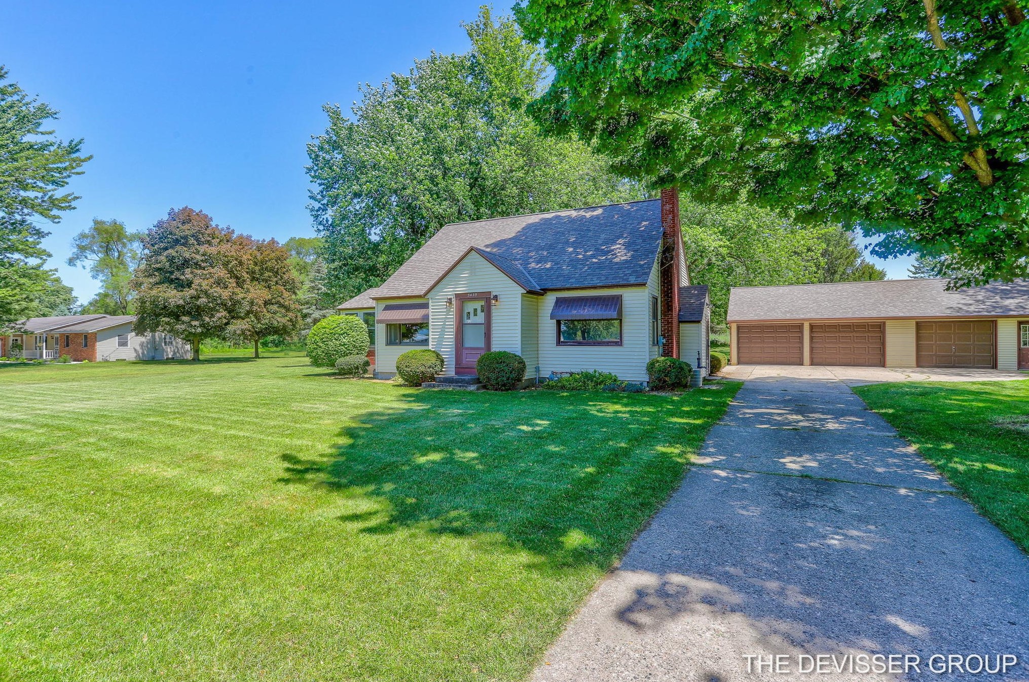 3439 Hubbard St, Hamilton, MI 49419