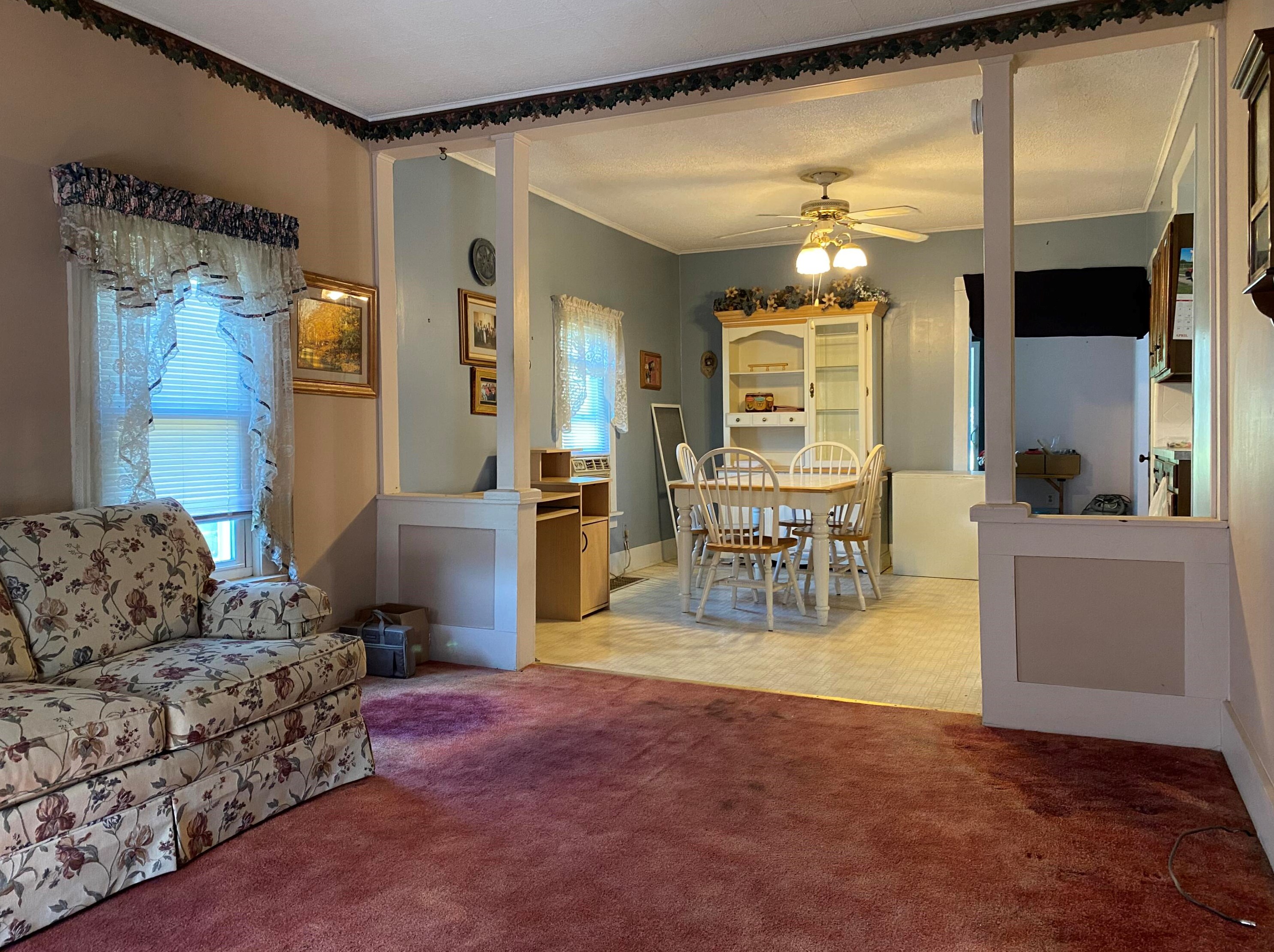 1433 Emerson Ave, Grand Rapids MI 49544-1717 exterior