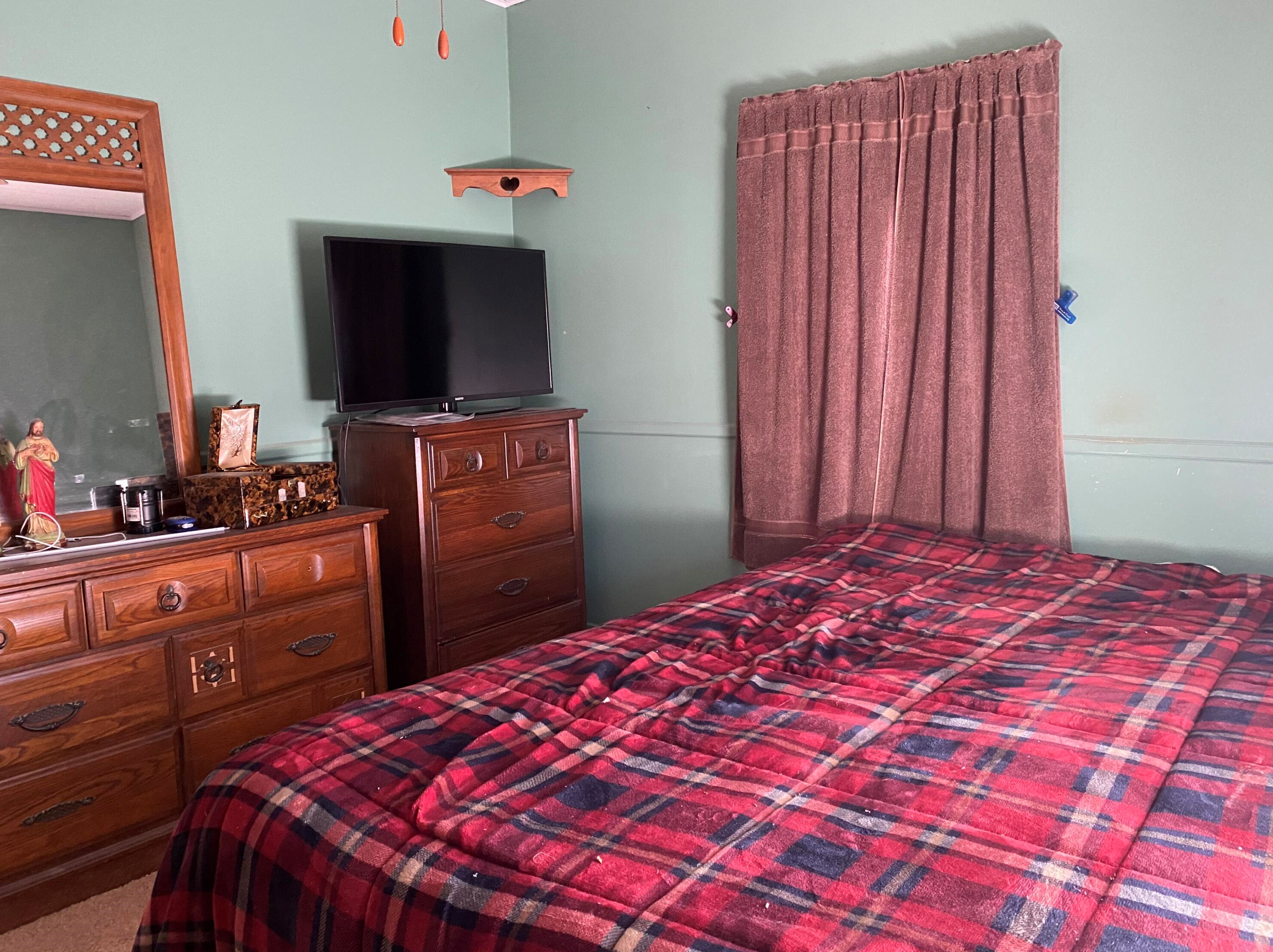 1433 Emerson Ave, Grand Rapids MI 49544-1717 exterior