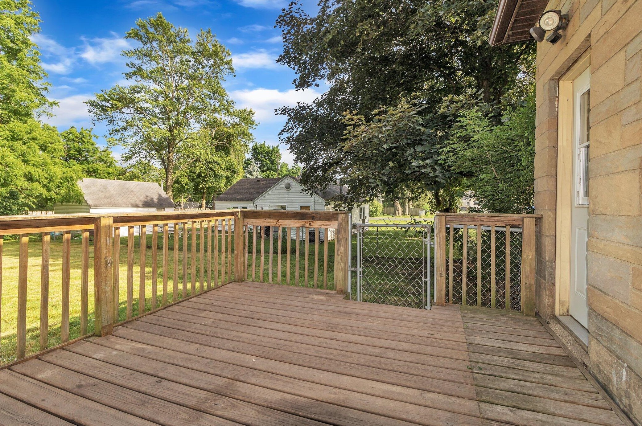 5024 Westnedge Ave, Kalamazoo MI 49004-3071 exterior