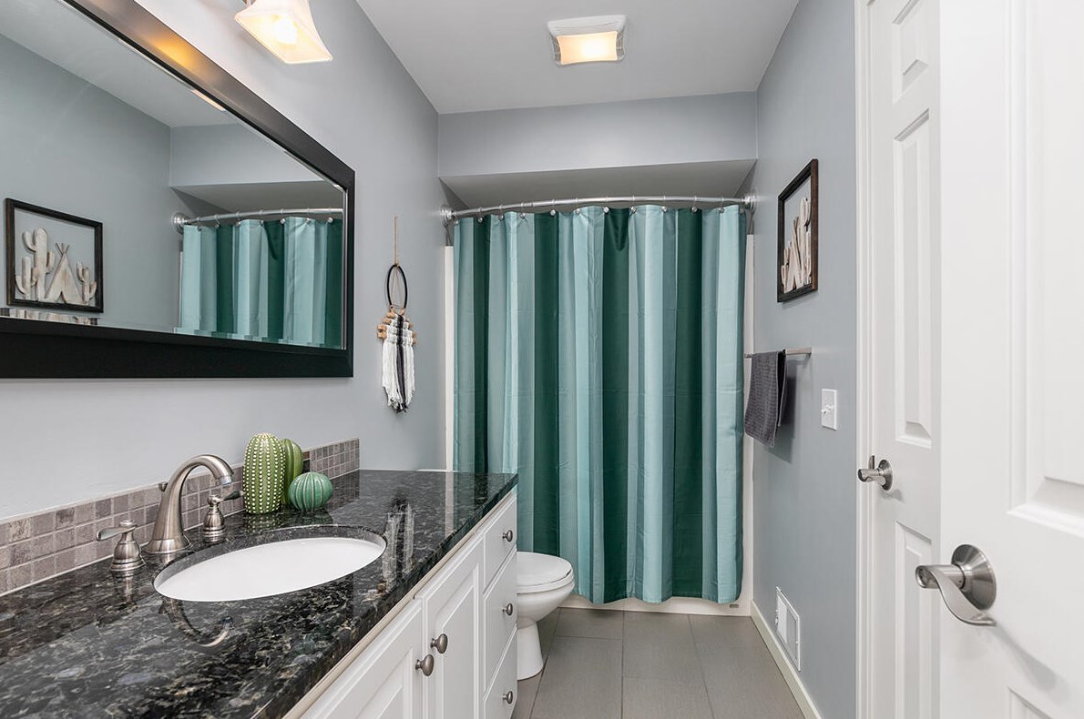 5814 Cannon Hills Dr, Ada MI 49301-8835 exterior