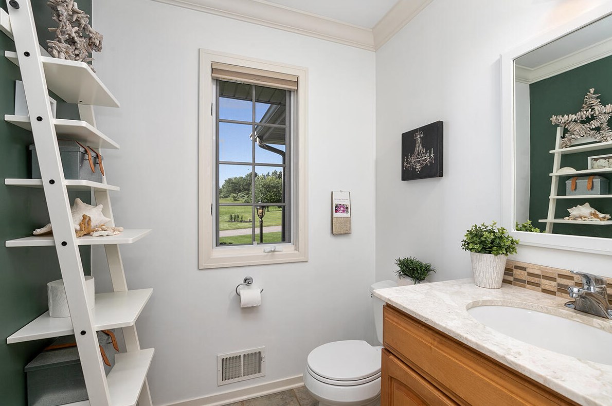 5814 Cannon Hills Dr, Ada MI 49301-8835 exterior