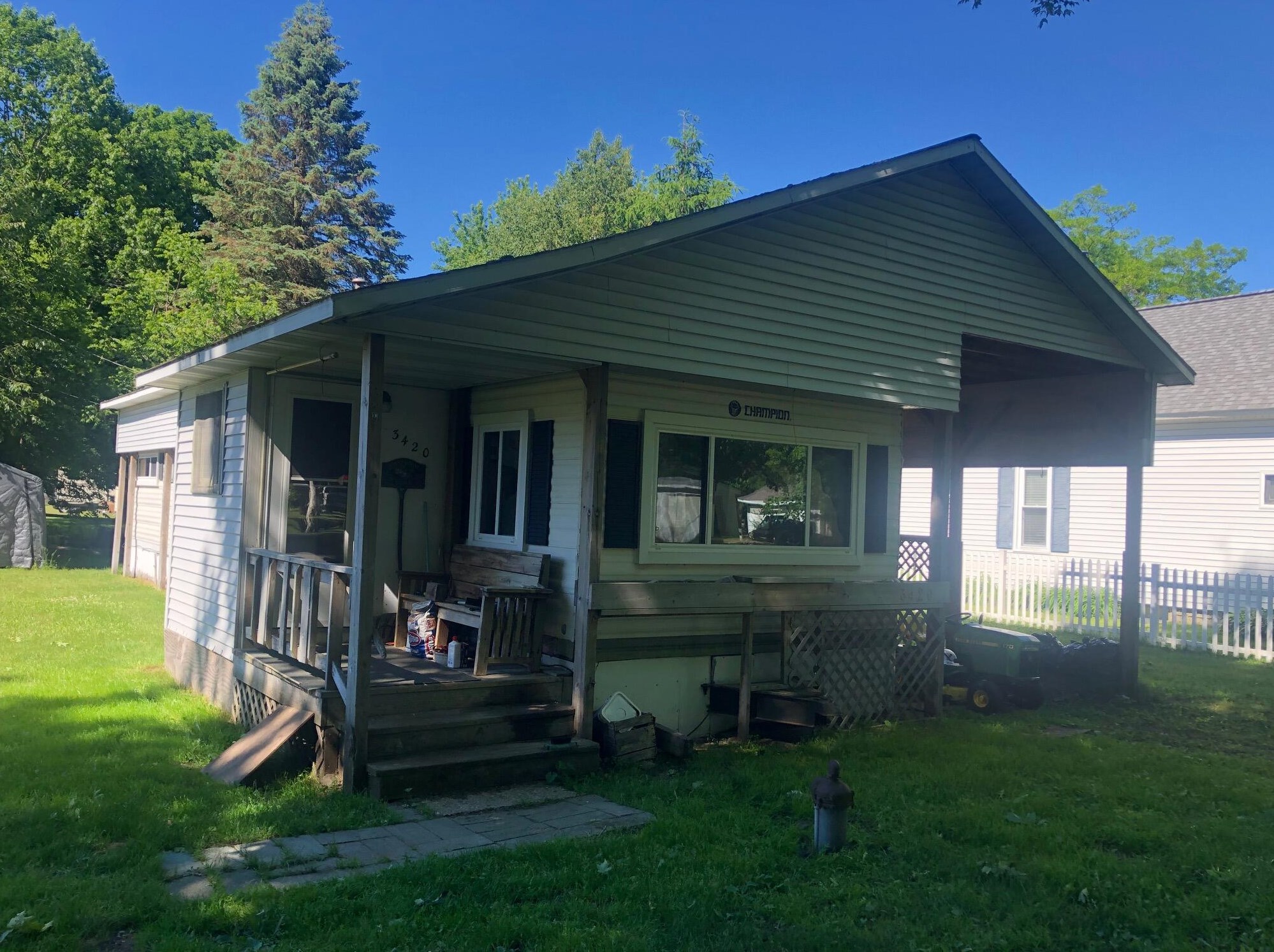 3420 Oak St, Arcadia, MI 49613