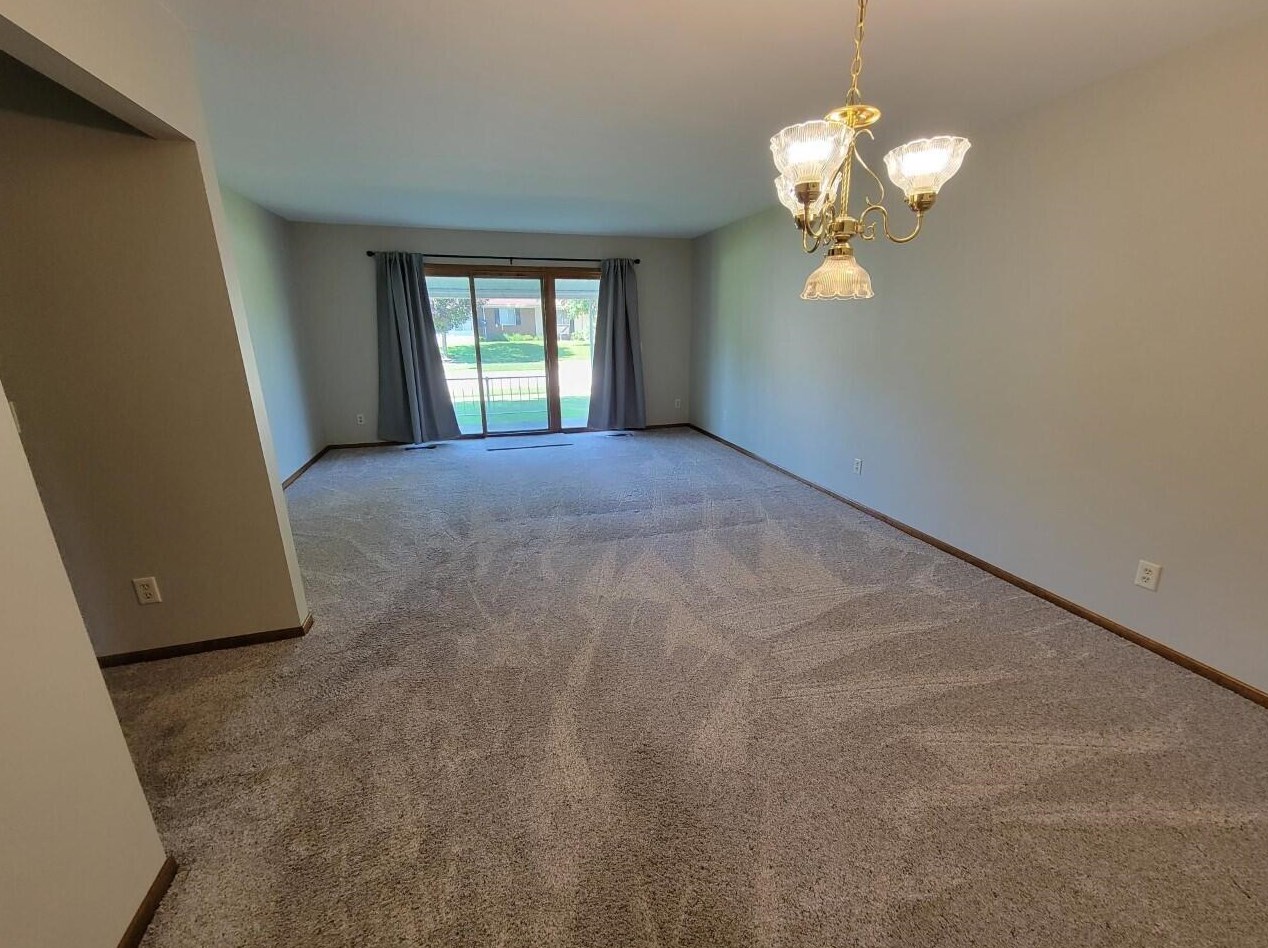 5917 Leisure South Dr, Grand Rapids MI 49548-6857 exterior