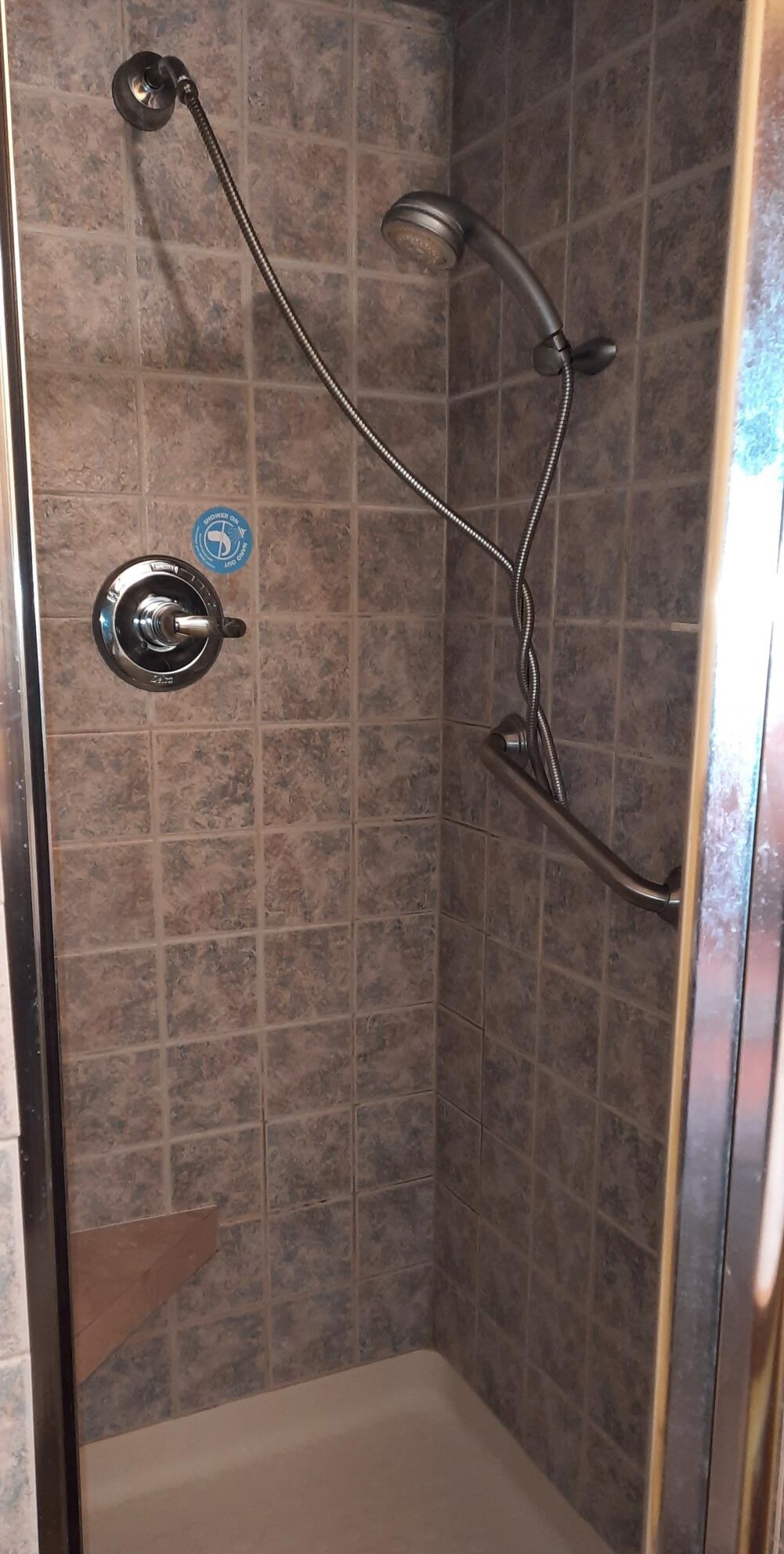 6286 Grand Riv Dr, Ada MI 49301-9503 exterior