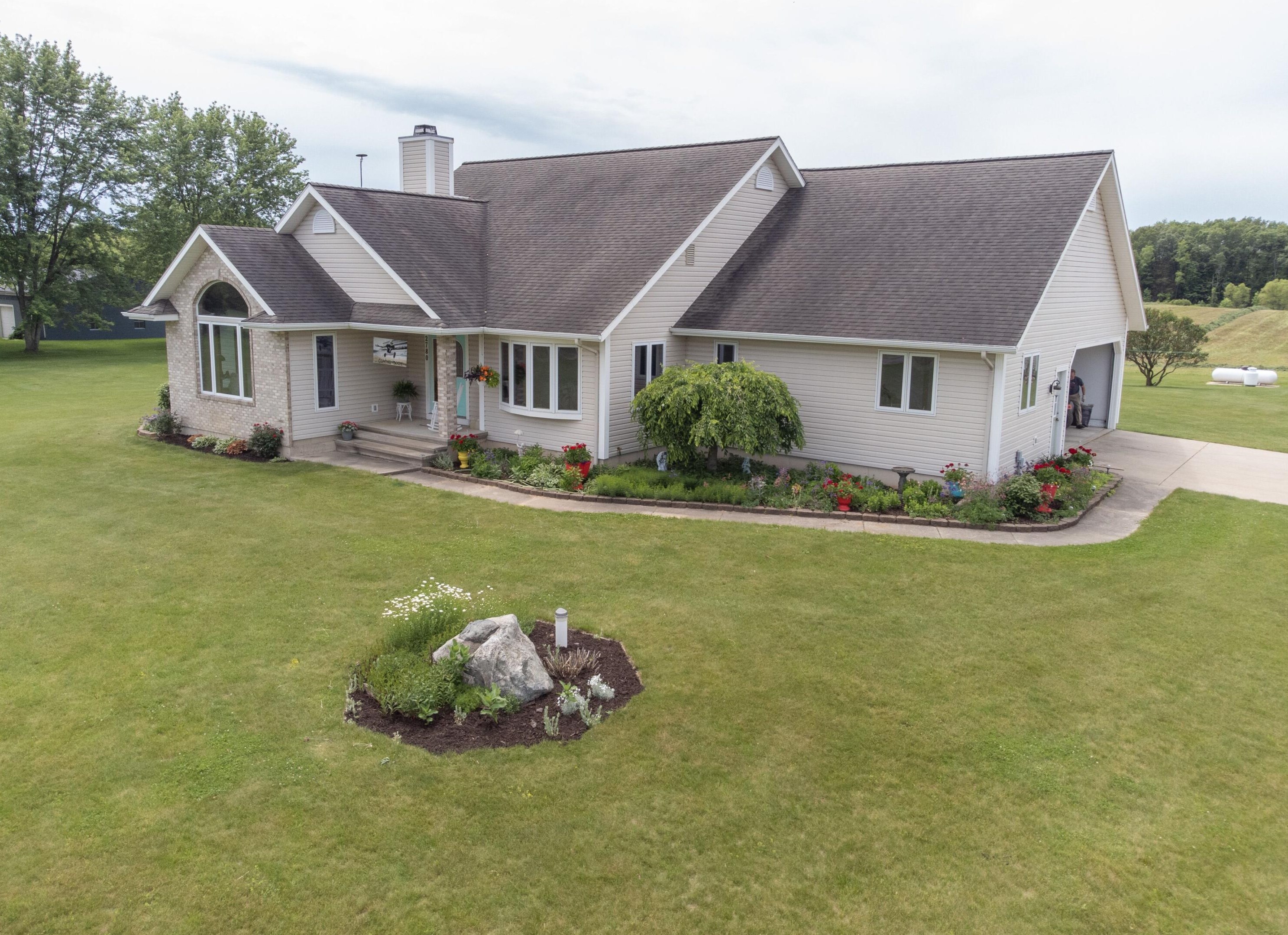 2780 Hawley Hwy, Saranac, MI 48881-9421