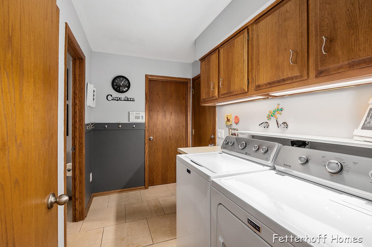 7658 Candlewood Dr, Ada MI 49301-9348 exterior