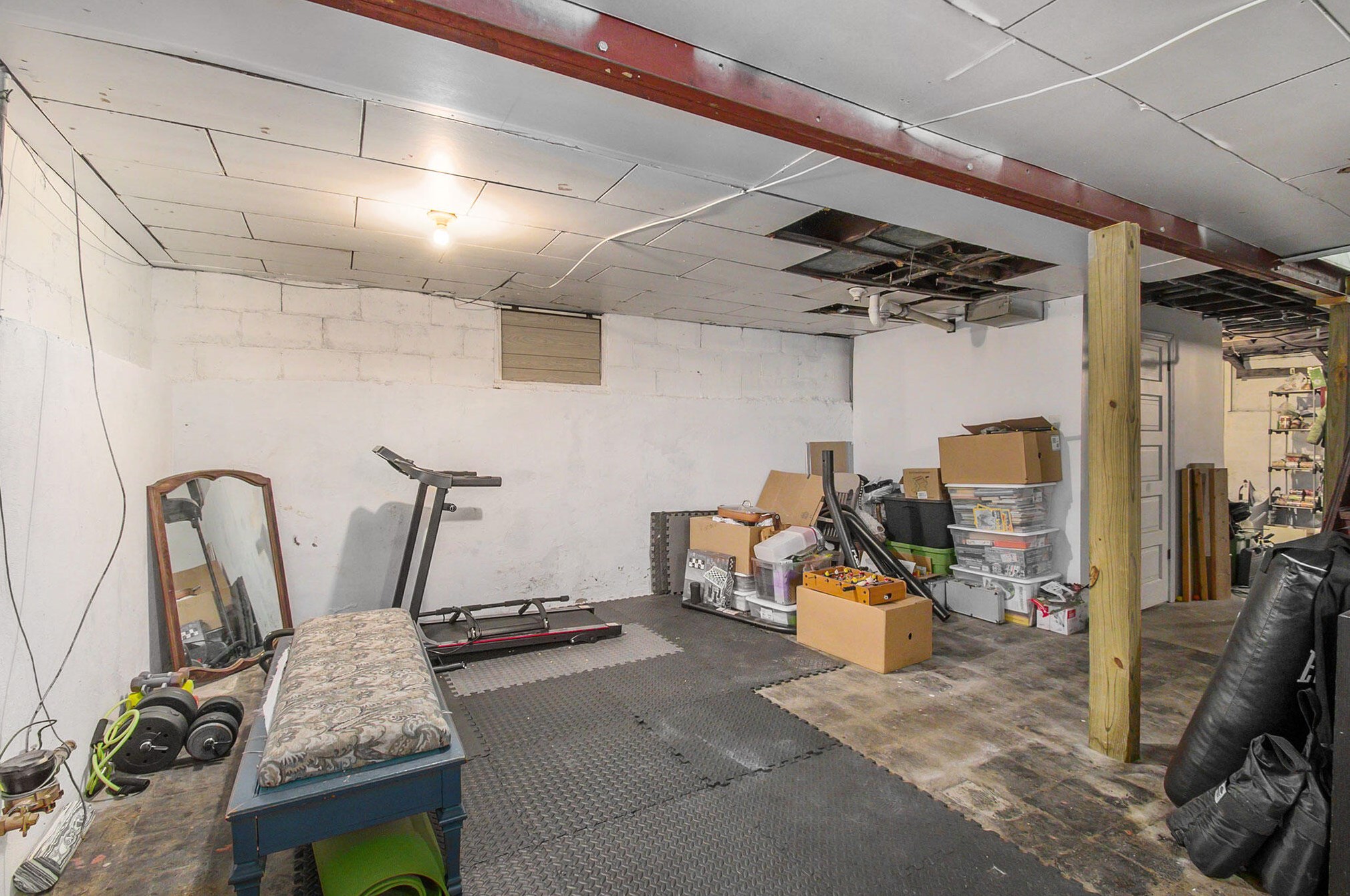 1608 Bank St, Kalamazoo MI 49001-2909 exterior