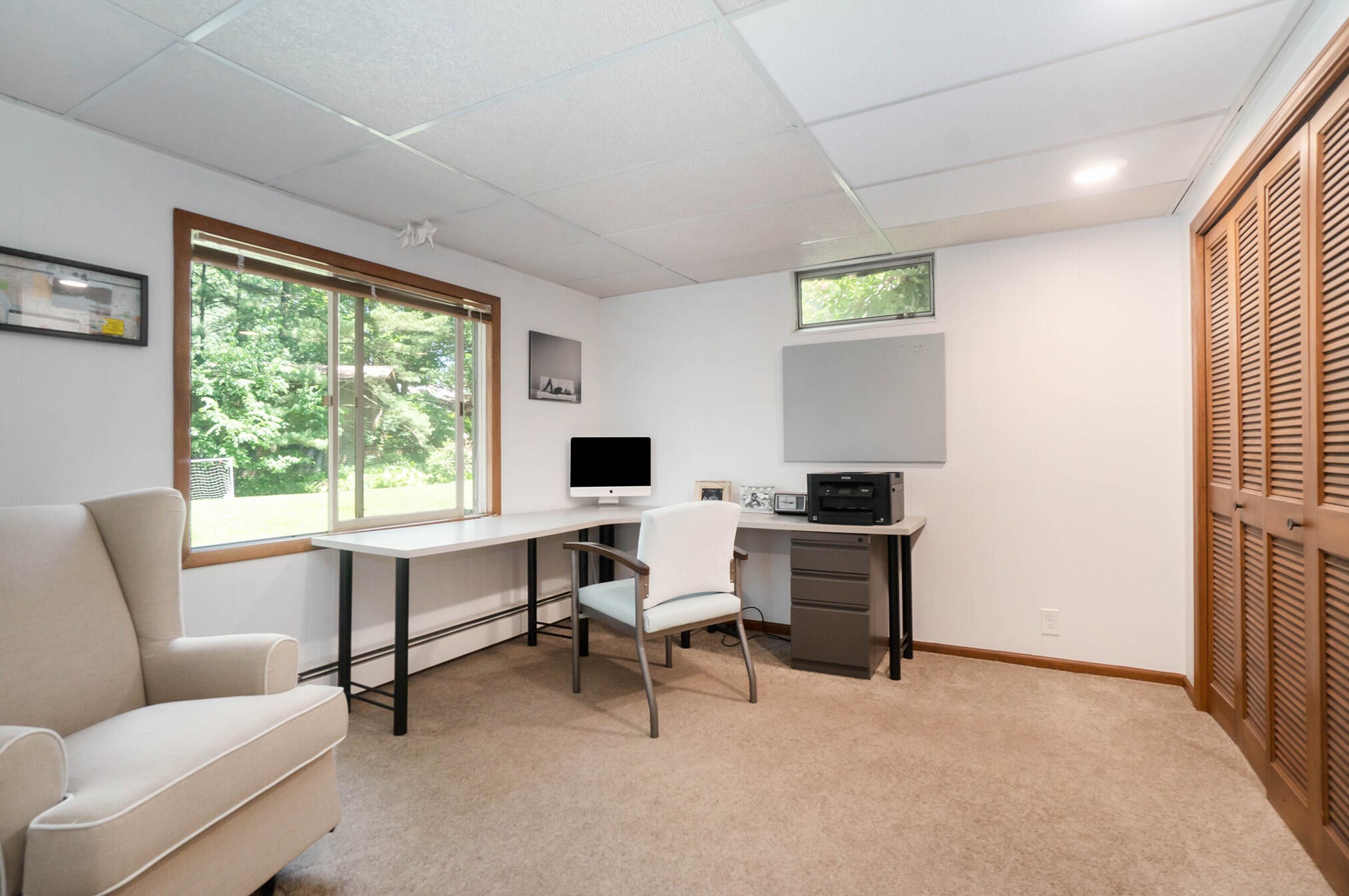 18547 Pawnee Dr, Spring Lake MI  49456-9416 exterior