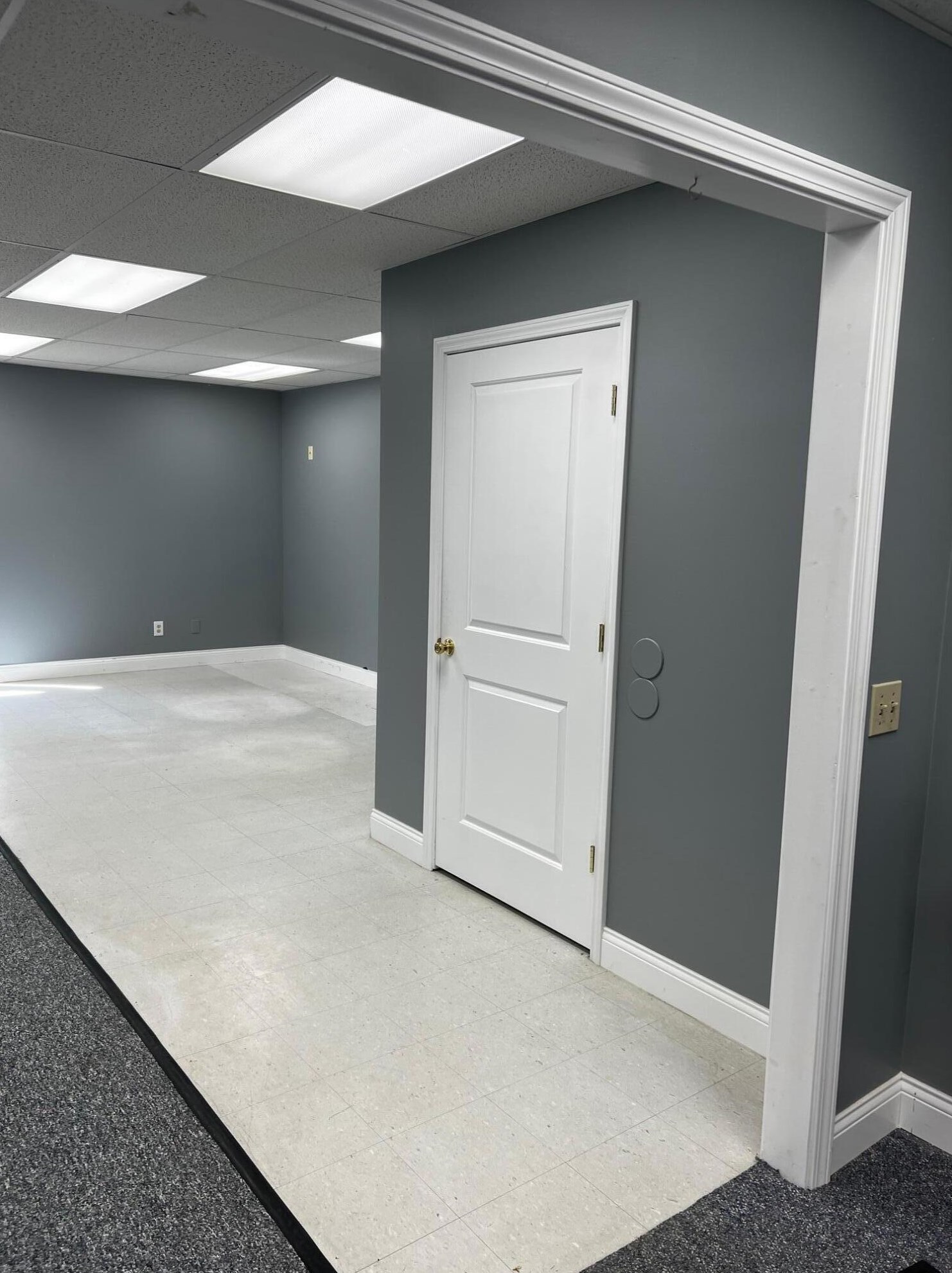 8100-B Fulton St, Ada MI  49301-9100 exterior