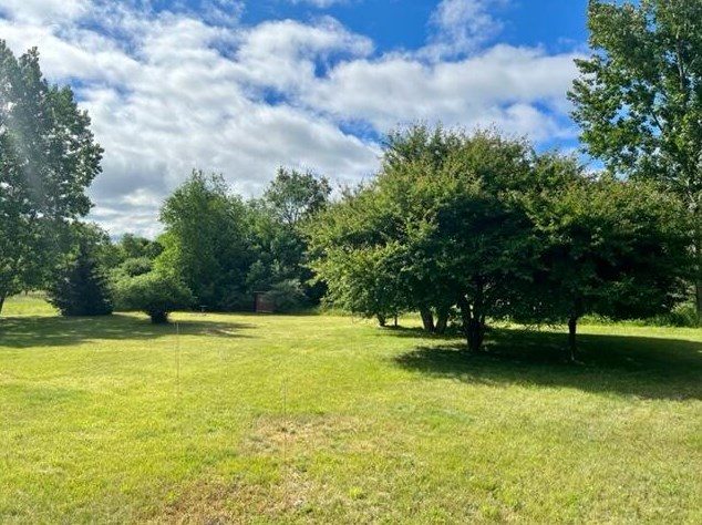 4507 Maidens Rd, Onekama, MI 49675