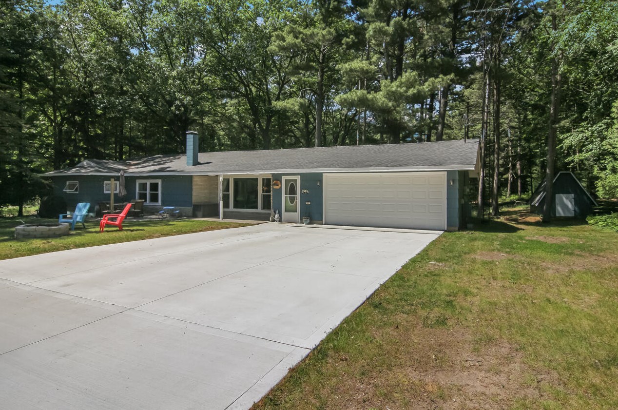 250 Piney Rd, Stronach, MI 49660-9144