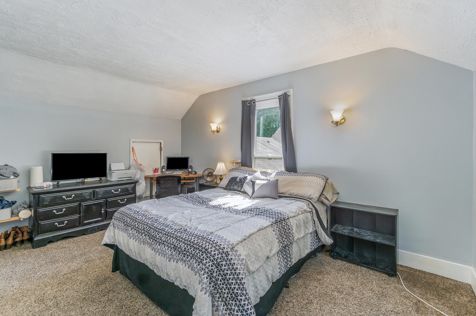 314 Elm St, Paw Paw MI  49079-1313 exterior