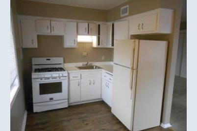 8217 W Bender Ave Milwaukee Wi 53218 Mls 1567008 Coldwell Banker 8217 W Bender Ave Photo 1