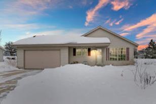 499 e jordan ln oak creek wi