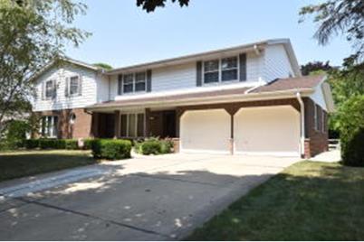 5650 Root River Dr #5652 - Photo 1