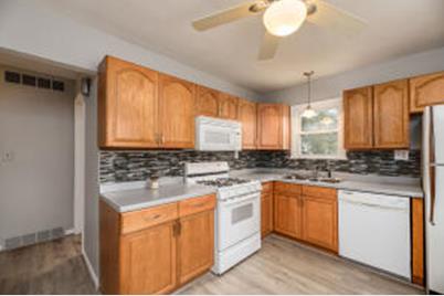 250 N 113th St - Photo 1