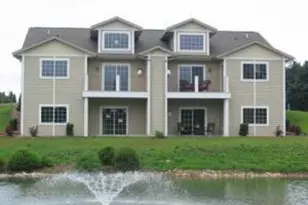 1920 Ravenswood Ln, Manitowoc, WI 54220 - Photo 1