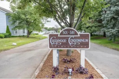 573  Slinger Rd, Slinger, WI 53086 - Photo 1