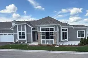 865 S Verona Cir, Grafton, WI 53024 - Photo 1