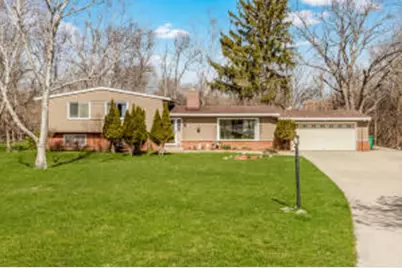 11601 N Parkview Dr, Mequon, WI 53092 - Photo 1