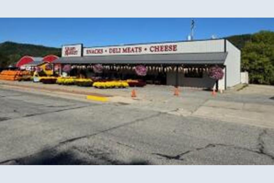 701 Central Ave, Coon Valley, WI 54623 MLS 1893554 Coldwell Banker