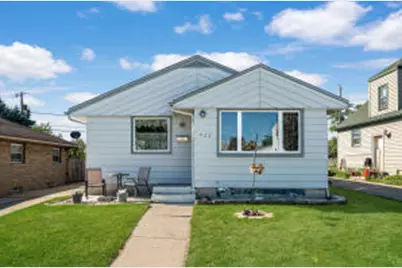 925 W Eden Pl, Milwaukee, WI 53221 - Photo 1