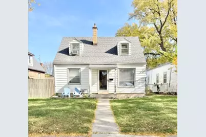 4476 N 22nd St, Milwaukee, WI 53209 - Photo 1