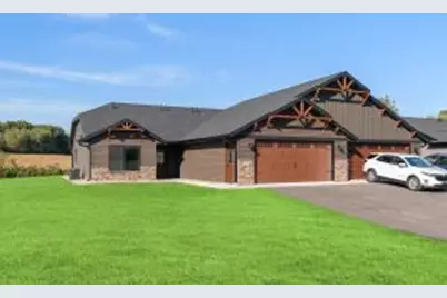 910  Silverthorne Dr, Viroqua, WI 54665 - Photo 1