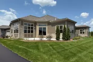 309 Standing Stone Dr, Waukesha, WI 53189 - Photo 1