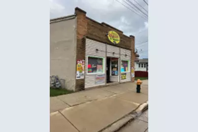 1626  Rapids Dr, Racine, WI 53404 - Photo 1